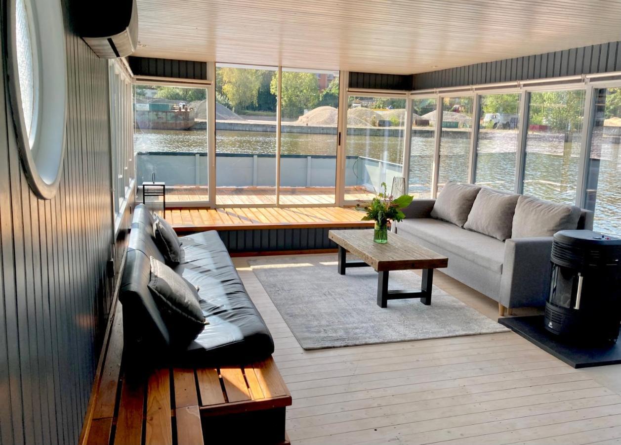 Houseboat - Best Place In 布拉格 外观 照片